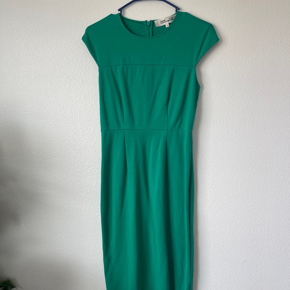 Hardly worn Diane von Furstenberg green midi dress